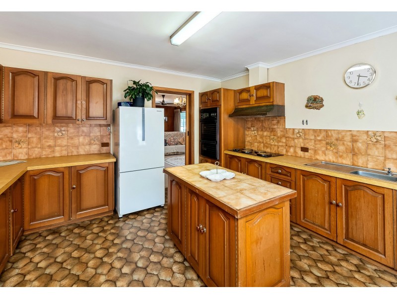 11 Hereford Avenue, Hahndorf SA 5245