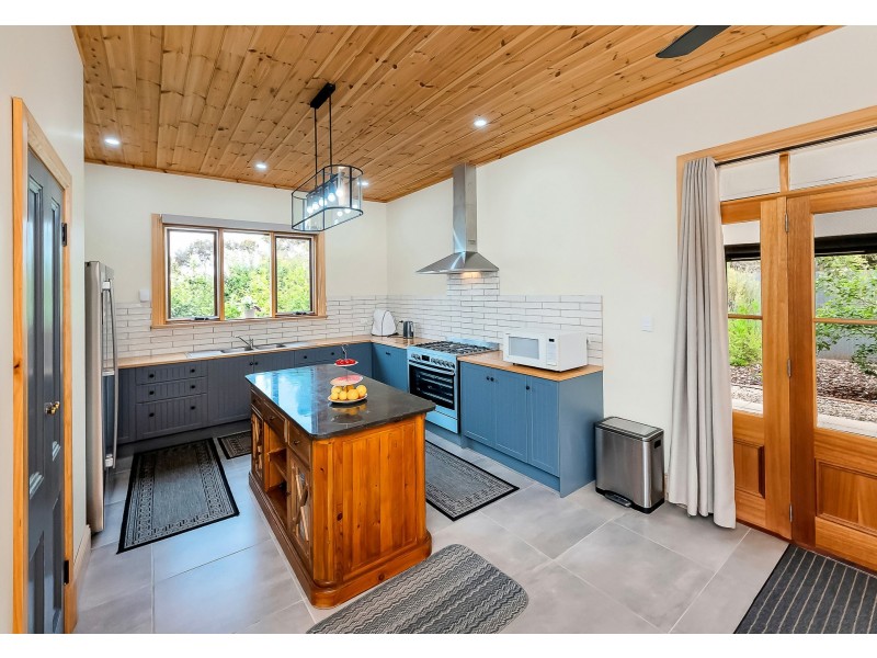 6 Riverview Drive, Callington SA 5254