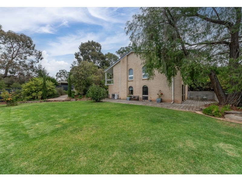1 Bell Court, Mount Barker SA 5251