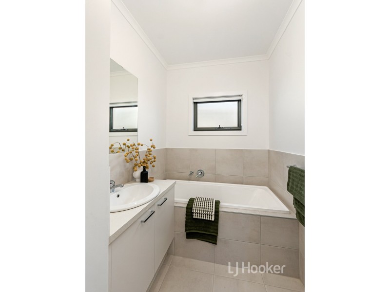 3 Sycamore Street, Mount Barker SA 5251