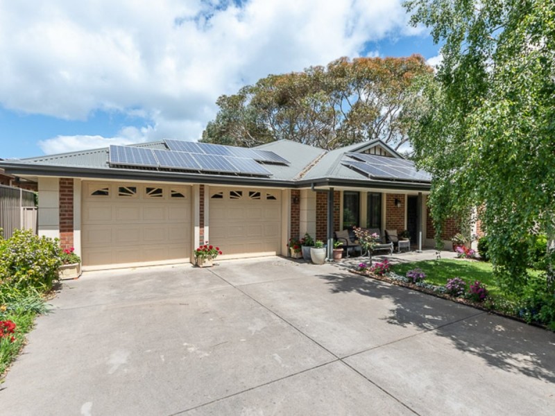 9 Holstein Close, Mount Barker SA 5251