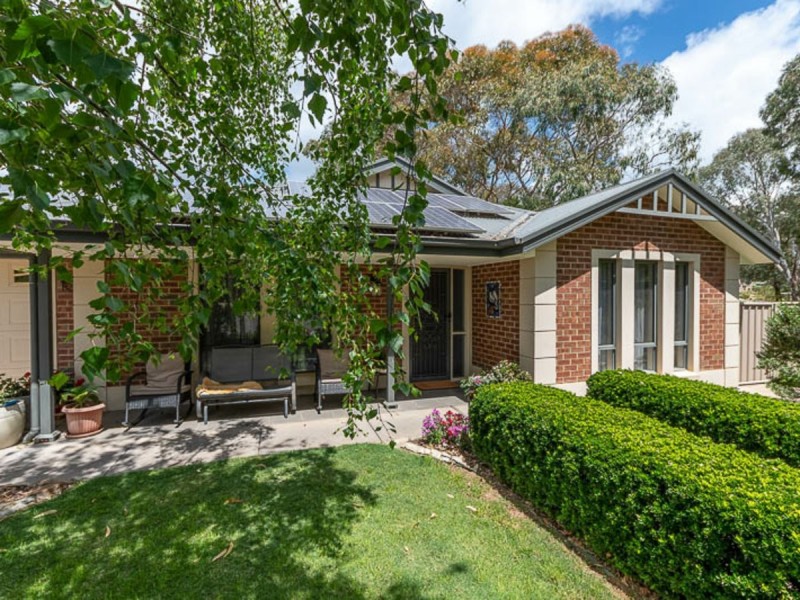 9 Holstein Close, Mount Barker SA 5251