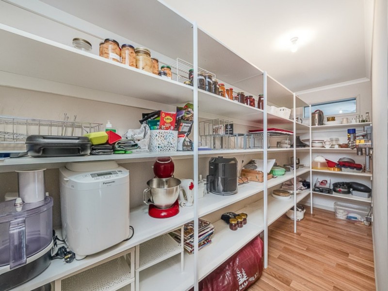 9 Holstein Close, Mount Barker SA 5251