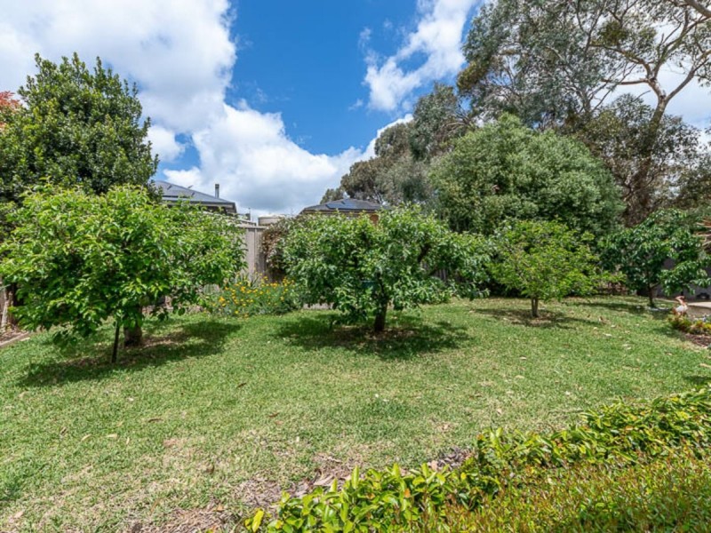9 Holstein Close, Mount Barker SA 5251