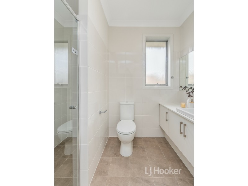 32 Stoneleigh Avenue, Mount Barker SA 5251