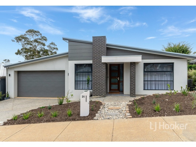 31 Cleland Street, Mount Barker SA 5251