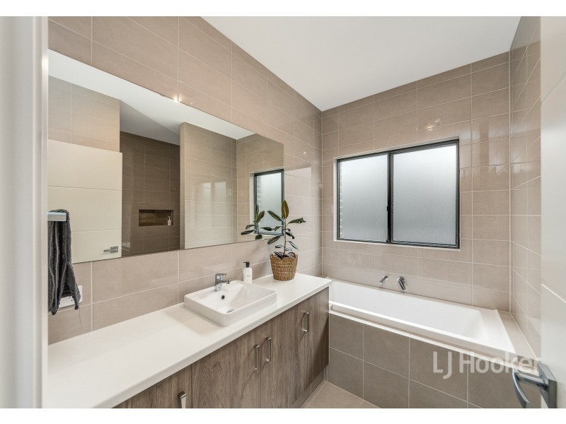 31 Cleland Street, Mount Barker SA 5251