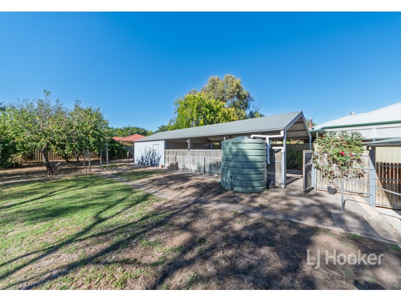9 Symonds Drive, Mount Barker SA 5251