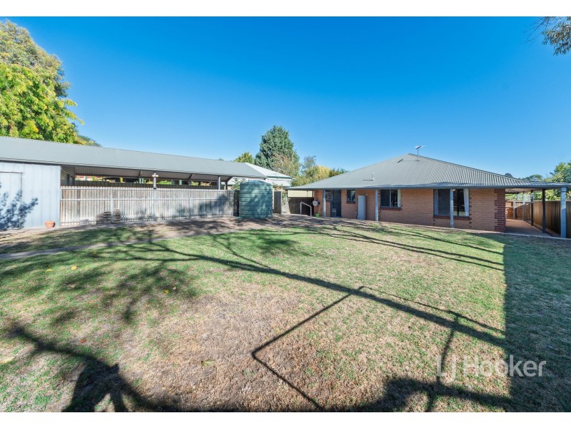 9 Symonds Drive, Mount Barker SA 5251