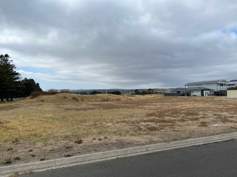 1-7 The Vines Drive, Normanville SA 5204