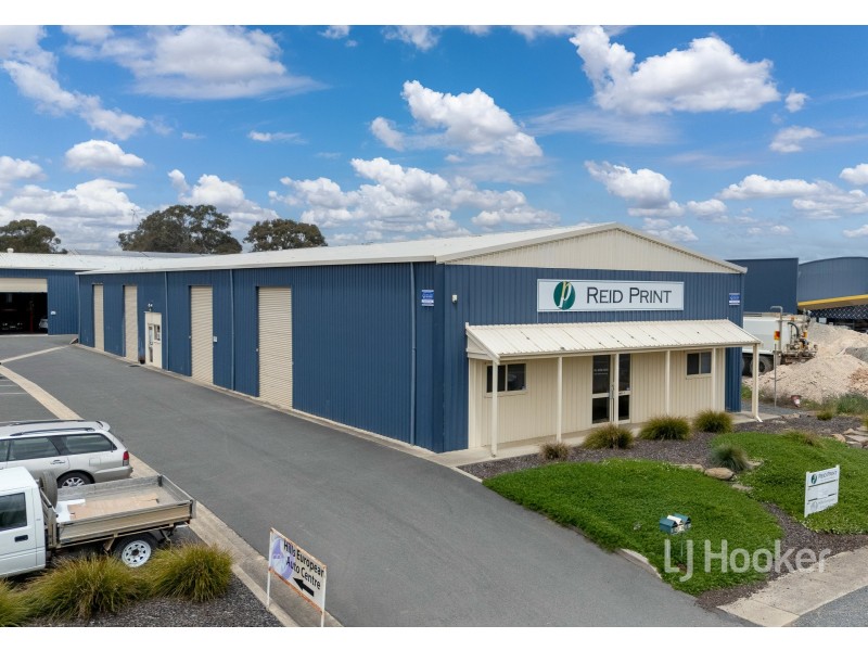 1/24 Light Crescent, Mount Barker SA 5251