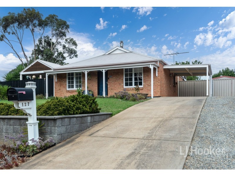 127 Hurling Drive, Mount Barker SA 5251