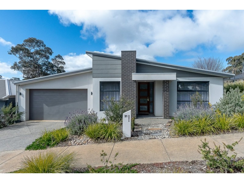 31 Cleland Street, Mount Barker SA 5251