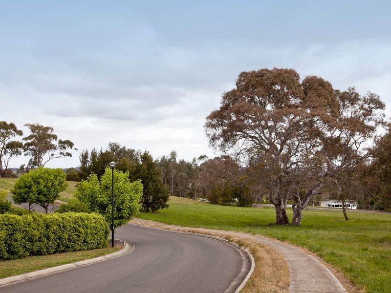10 Tremayne Drive, Mount Barker SA 5251