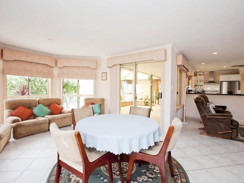 10 Tremayne Drive, Mount Barker SA 5251