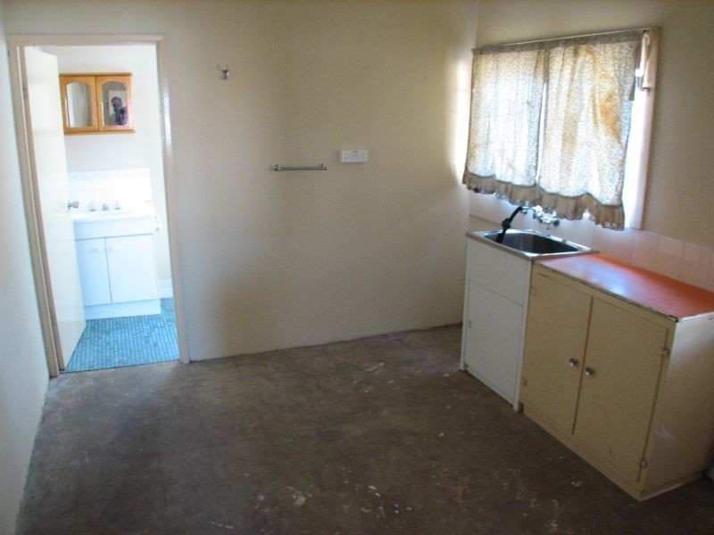 27 Trevena Road, Tailem Bend SA 5260