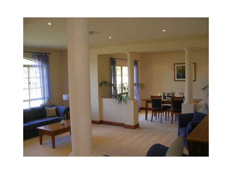 1 MITTON COURT, Mount Barker SA 5251