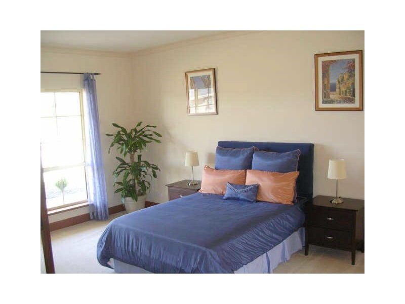 1 MITTON COURT, Mount Barker SA 5251