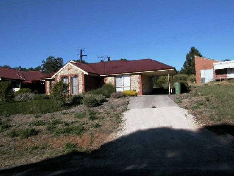 2 Cunliffe Street, Macclesfield SA 5153