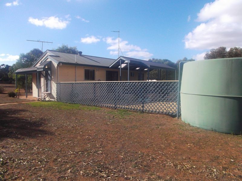 11 Atkinson Street, Kanmantoo SA 5252