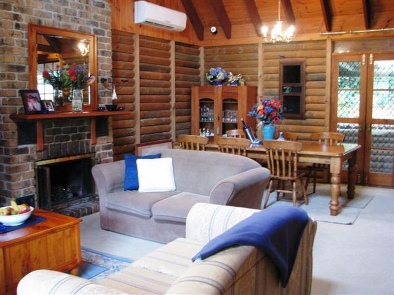 8 Hereford Avenue, Hahndorf SA 5245