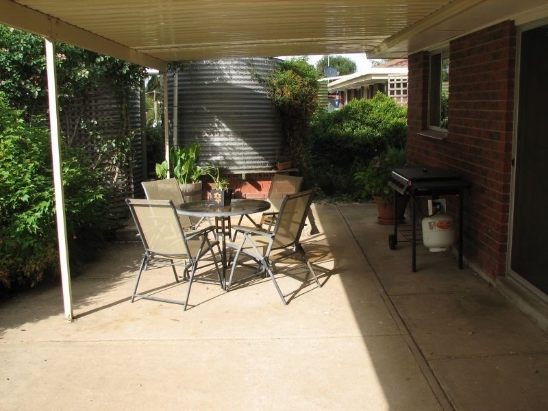 19 Dumas Street, Mount Barker SA 5251