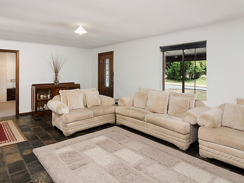 22 Thiele Avenue, Mount Barker SA 5251