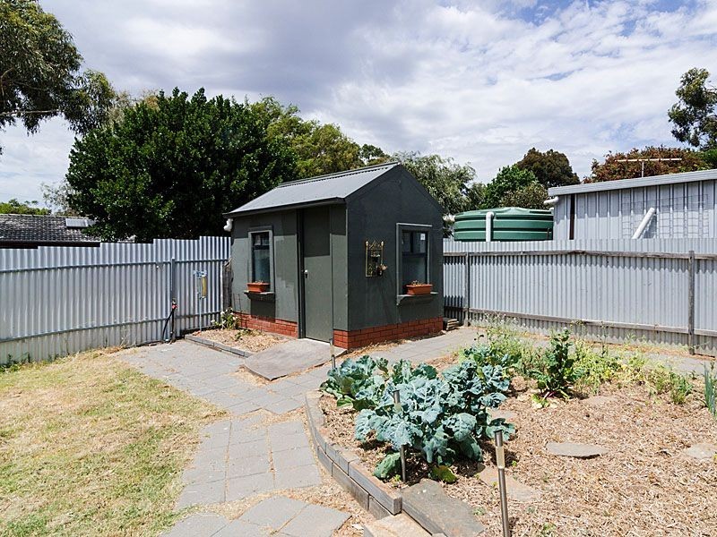 22 Thiele Avenue, Mount Barker SA 5251