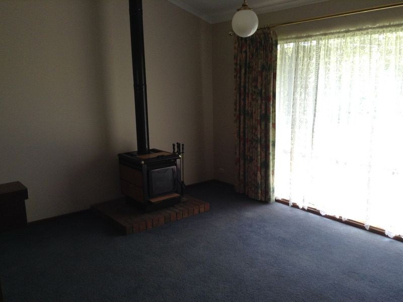 11 Manor Crescent, Mount Barker SA 5251