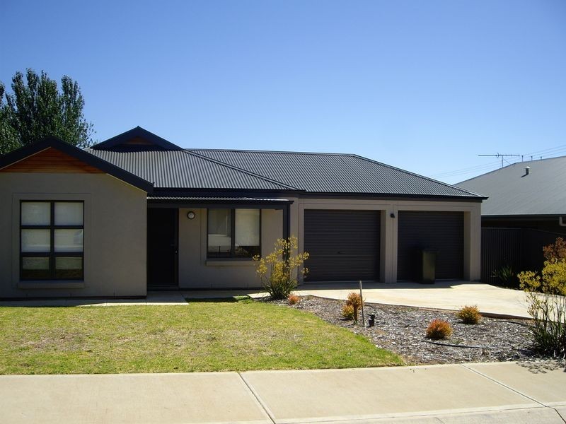 4 Duchess Court, Mount Barker SA 5251