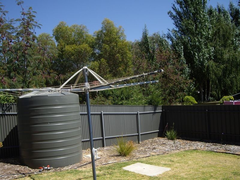 4 Duchess Court, Mount Barker SA 5251