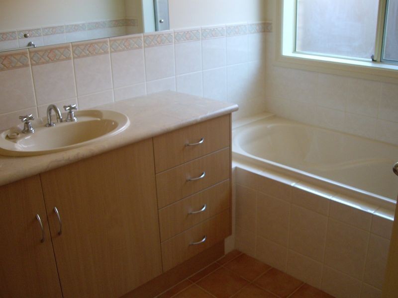 29 Scarborough Way, Mount Barker SA 5251