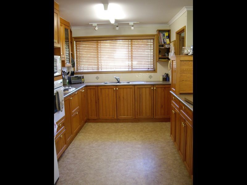 13 Battunga Road, Meadows SA 5201