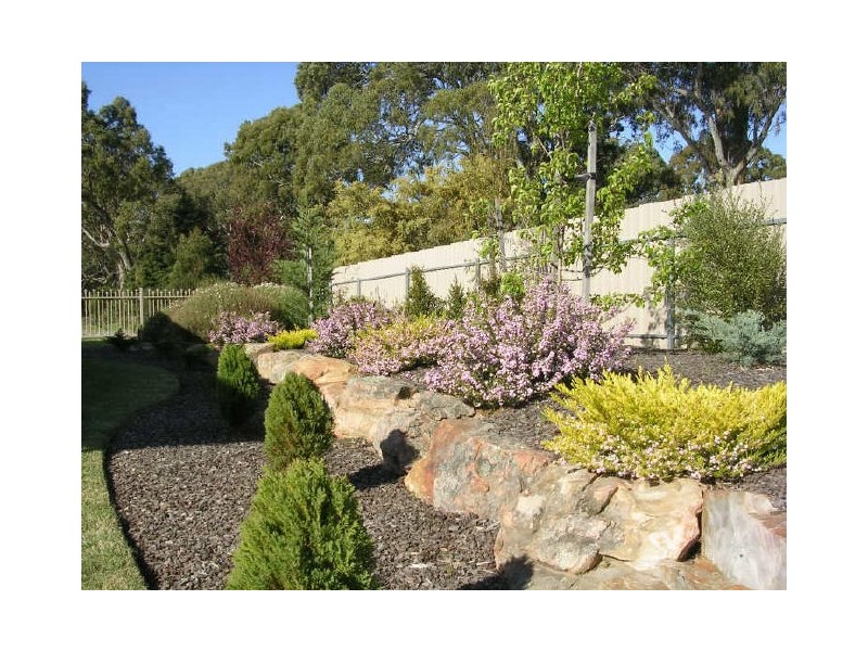 1 Mitton Court, Mount Barker SA 5251