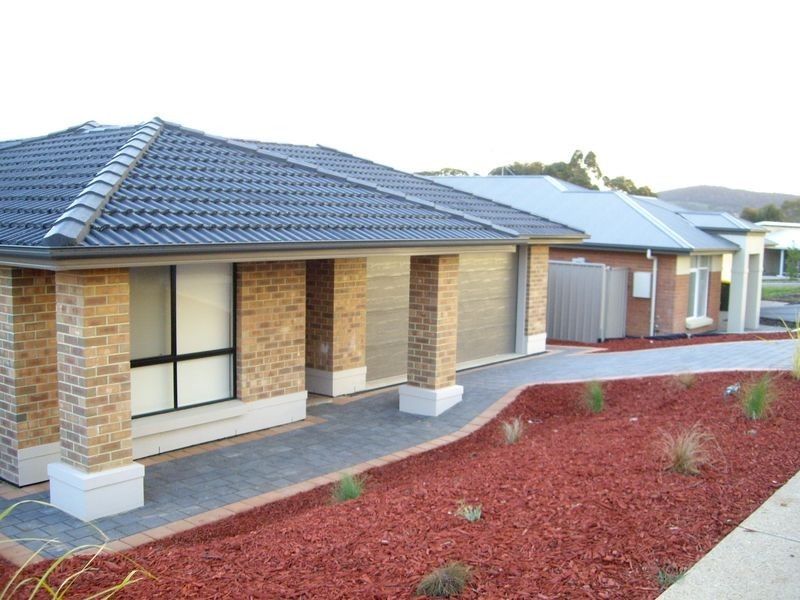 54 Douglas Drive, Mount Barker SA 5251