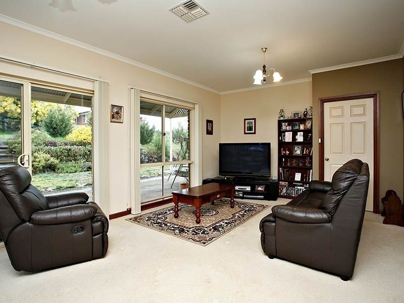 1 Yaktanga Way, Mount Barker SA 5251