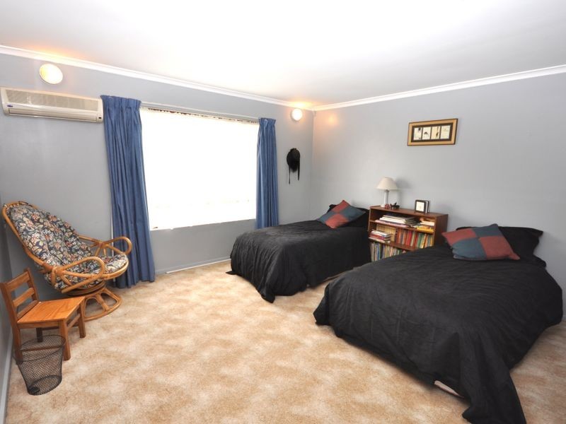 8 Knott Street, Mount Barker SA 5251