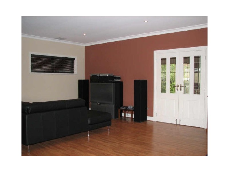 15 Silverwood Drive, Mount Barker SA 5251