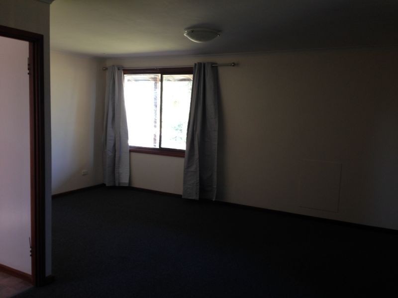 1 Poplar Crescent, Mount Barker SA 5251