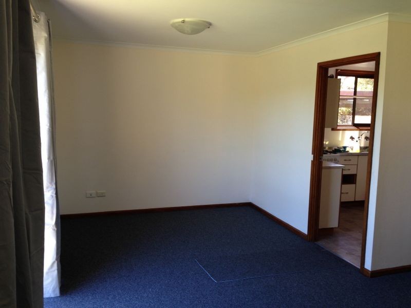 1 Poplar Crescent, Mount Barker SA 5251