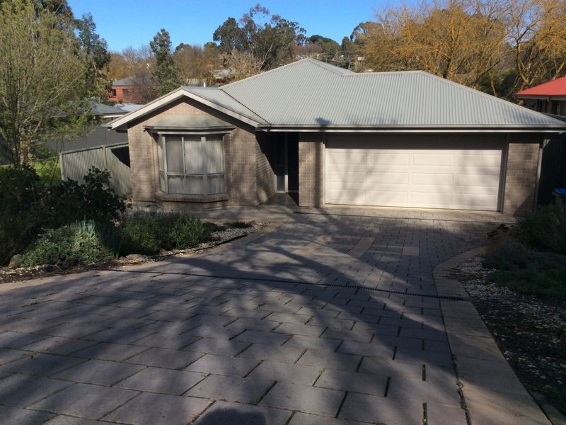 73a Adelaide Road, Mount Barker SA 5251