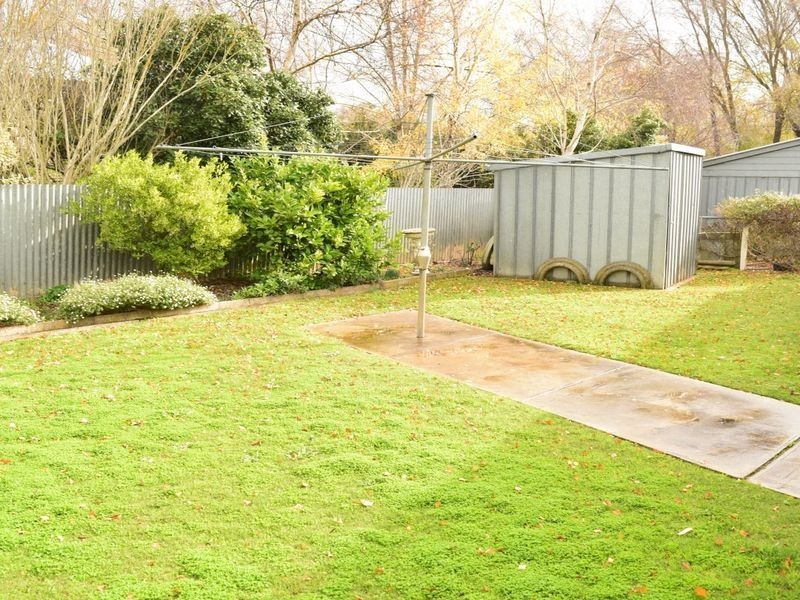 2 Albert Road, Mount Barker SA 5251