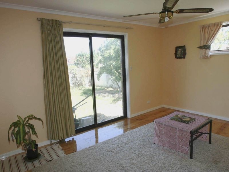 64 Victoria Road, Mount Barker SA 5251