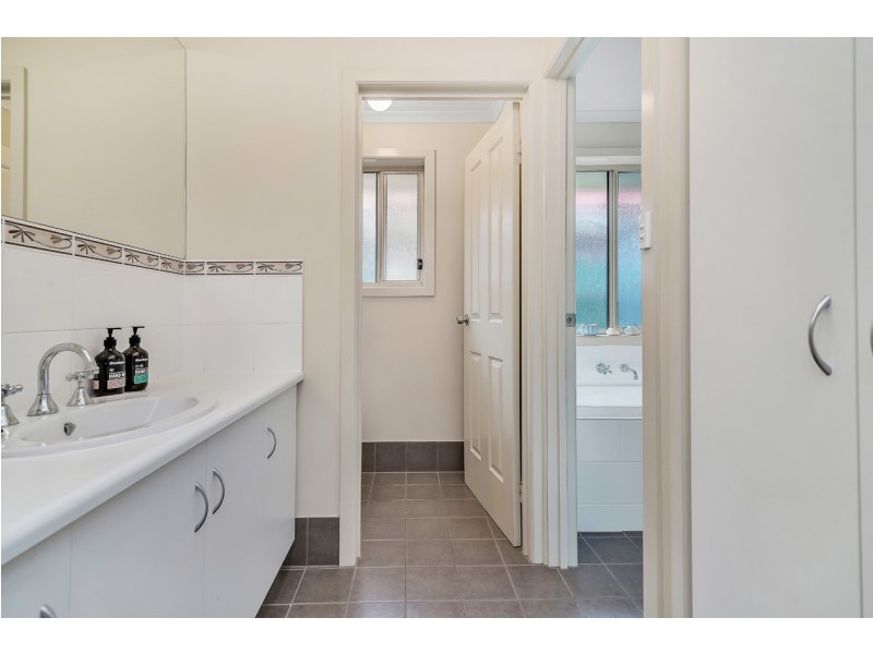 64B Alexandrina Road, Mount Barker SA 5251