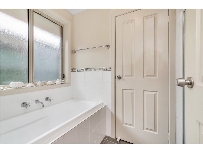 64B Alexandrina Road, Mount Barker SA 5251