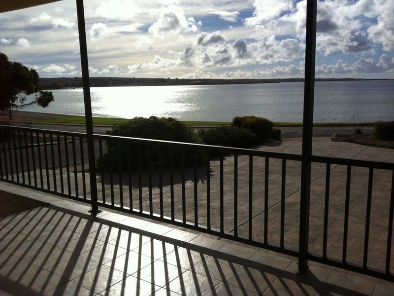 107 Wells Street, Streaky Bay SA 5680