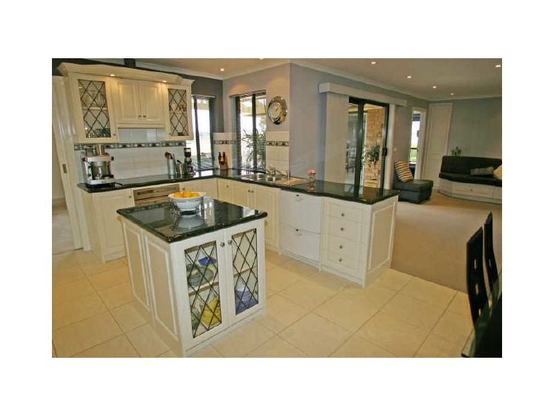 10 Uplands Street, Mount Barker SA 5251