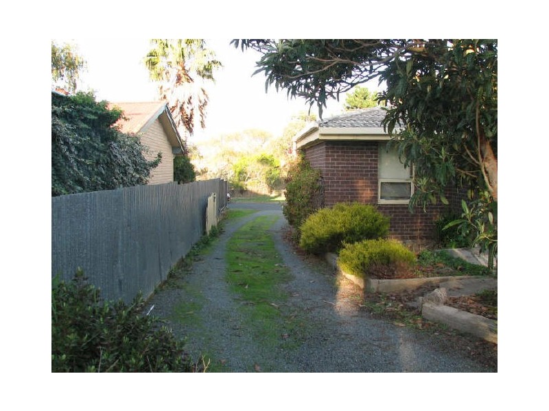 9 Downing Street, Mount Barker SA 5251