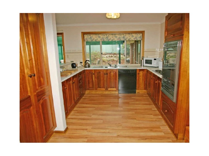 74 Ray Orr Drive, Mount Barker SA 5251