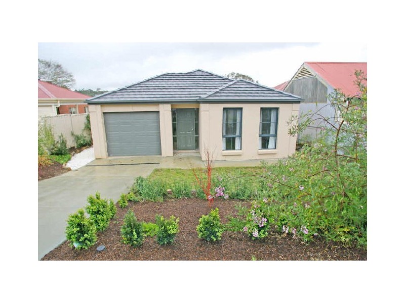 28 Hampden Road, Mount Barker SA 5251